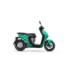 YAMAHA Neo's Dual Battery click to zoom image