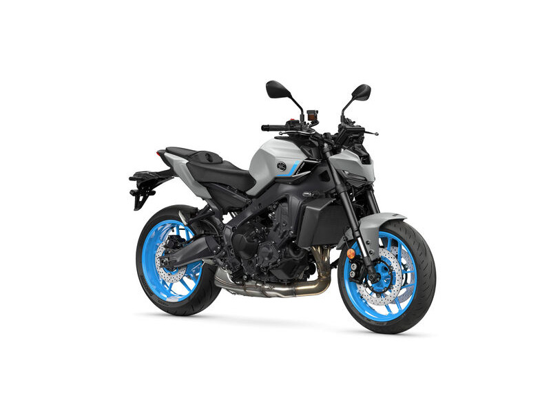 YAMAHA MT-09 click to zoom image