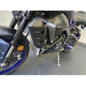 YAMAHA MT 10 - EX DEMO click to zoom image