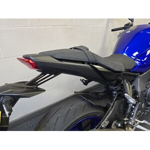 YAMAHA MT 10 - EX DEMO click to zoom image