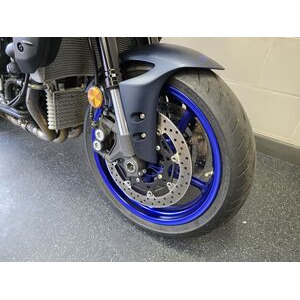 YAMAHA MT 10 - EX DEMO click to zoom image