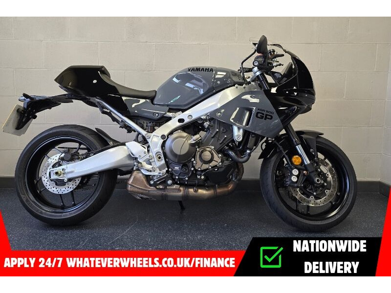 YAMAHA XSR 900 GP - EX DEMO click to zoom image
