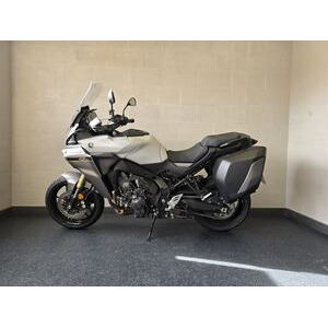 YAMAHA Tracer 9 GT Y-AMT - EX DEMO click to zoom image