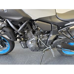 YAMAHA MT 07 - EX DEMO click to zoom image