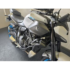 YAMAHA MT 07 - EX DEMO click to zoom image