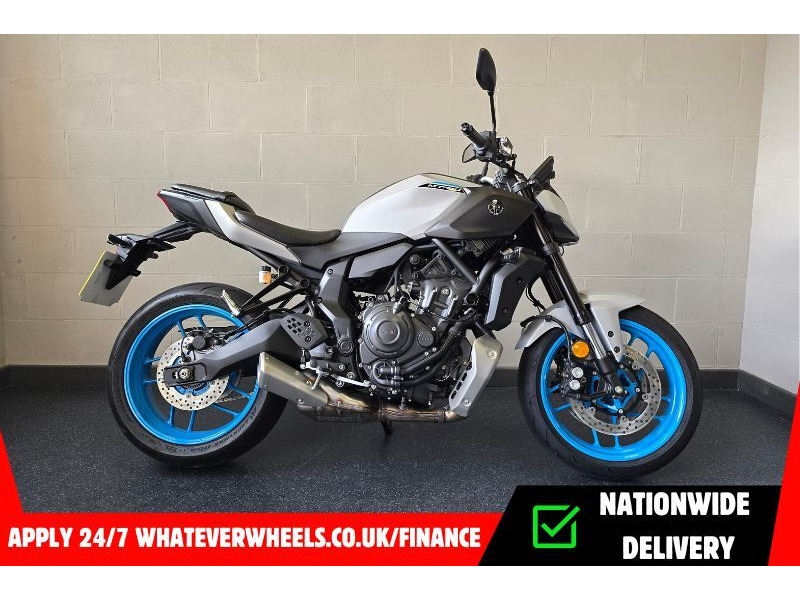 YAMAHA MT 07 - EX DEMO click to zoom image