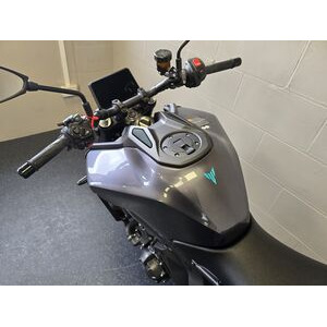 YAMAHA MT 09 Y-AMT - EX DEMO click to zoom image