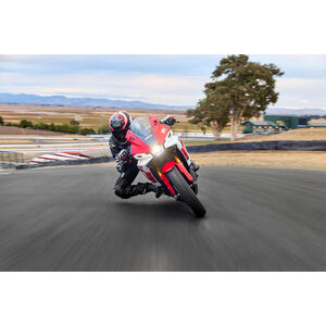 YAMAHA YZF R3 70th Anniversary click to zoom image