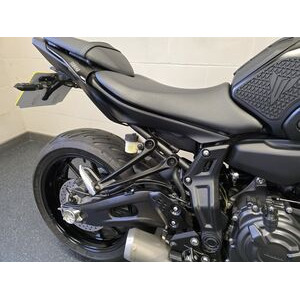 YAMAHA MT 07 click to zoom image