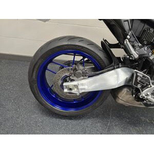 YAMAHA MT-09 SP click to zoom image