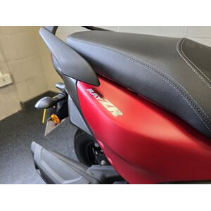 YAMAHA RayZR 125 click to zoom image