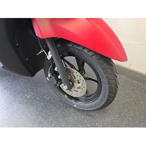 YAMAHA RayZR 125 click to zoom image