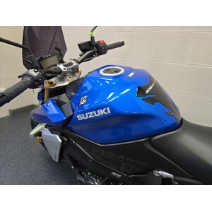 SUZUKI GSXS 1000 click to zoom image