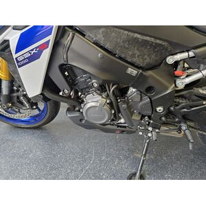 SUZUKI GSXS 1000 click to zoom image