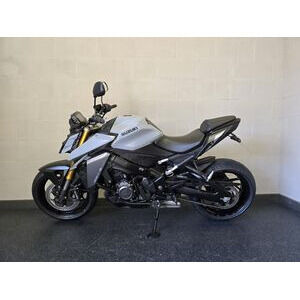 SUZUKI GSX-S 1000 click to zoom image