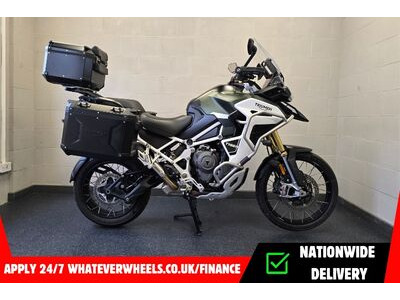 TRIUMPH Tiger 1200 Rally Explorer
