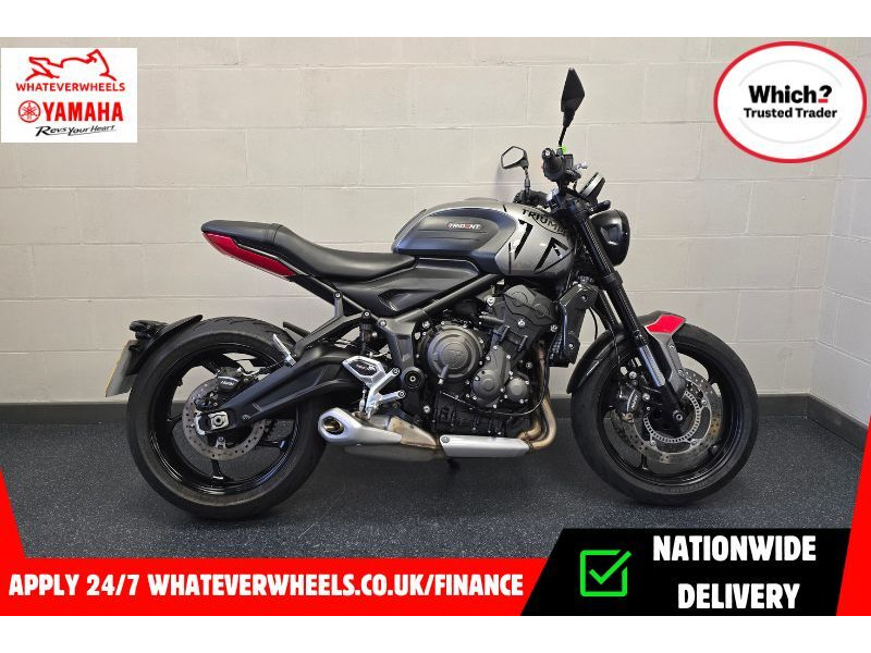 TRIUMPH Trident 660 click to zoom image