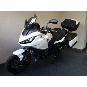 HONDA NT1100 D-P click to zoom image