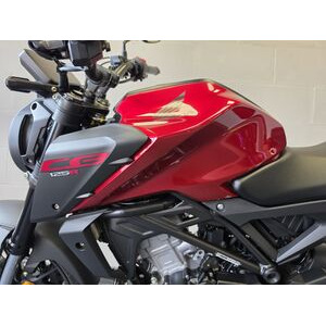 HONDA CB125R click to zoom image