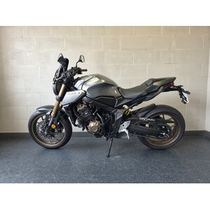 HONDA CB 650 R click to zoom image
