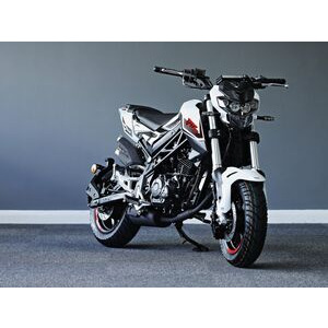 BENELLI TNT 125cc E5 click to zoom image