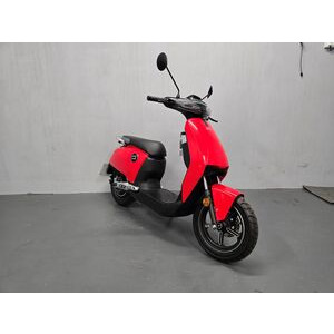 VMOTO CUx Electric Moped click to zoom image