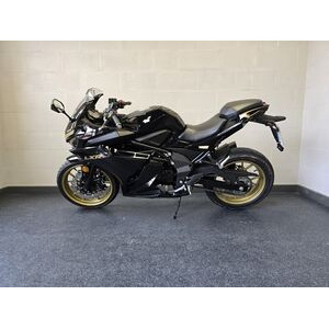 LEXMOTO LXR 125 click to zoom image