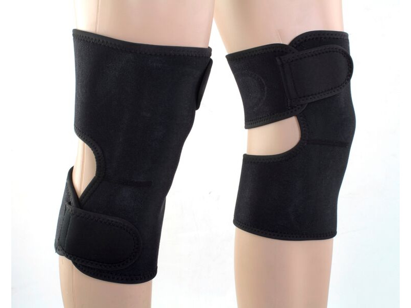 BIKE IT Neoprene Knee Warmers - Velcro Fitting click to zoom image